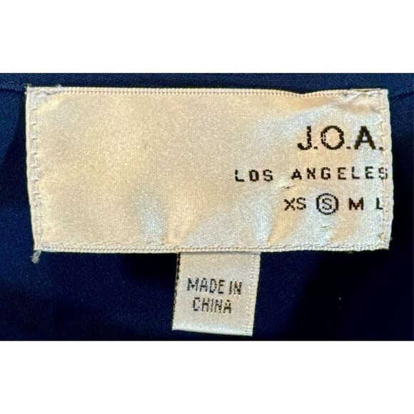 NWOT JOA Los Angeles Blue Colorful Cutout Embroidered Top Women's Small - Picture 3 of 8